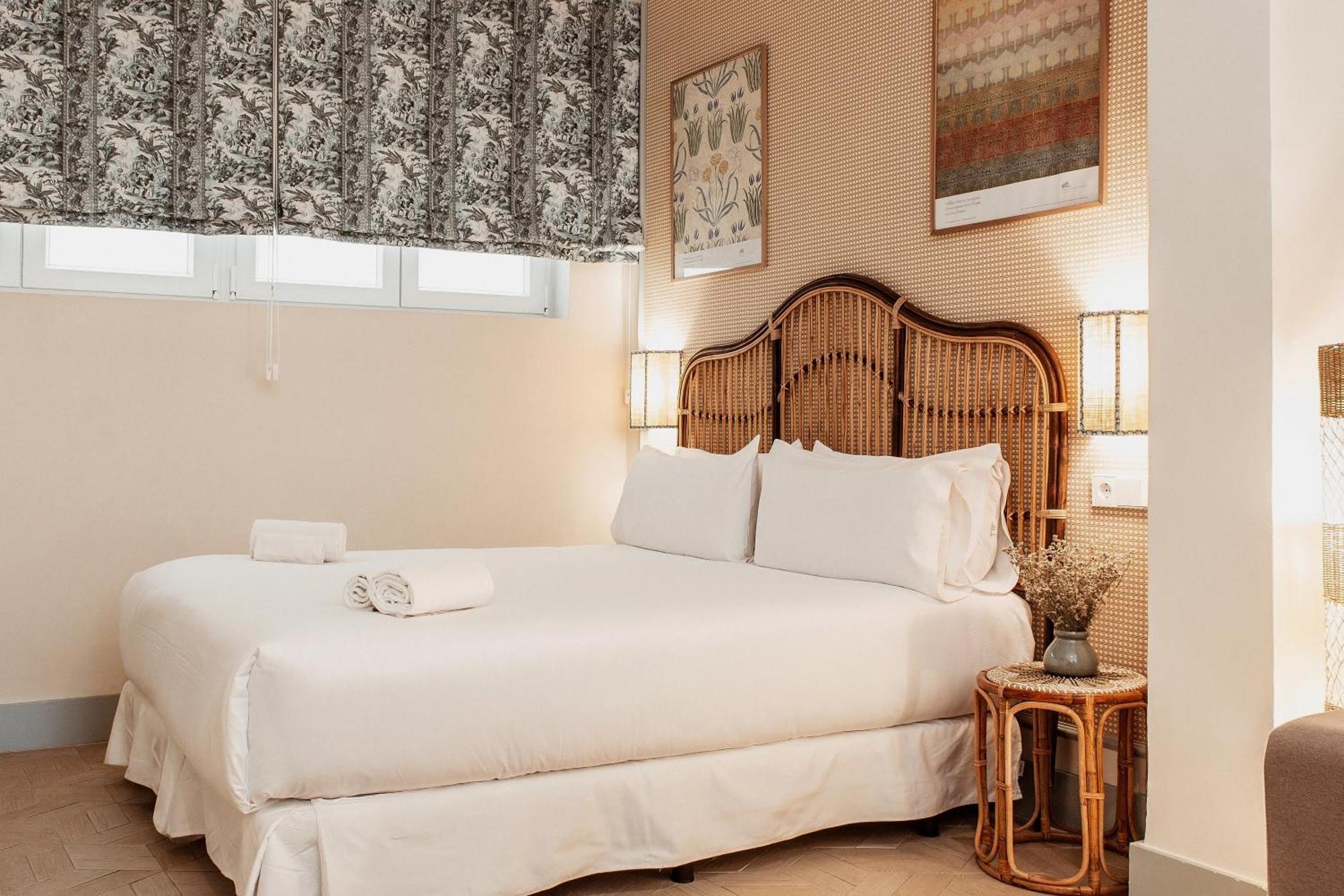 Bypillow Residence Abril, Seville